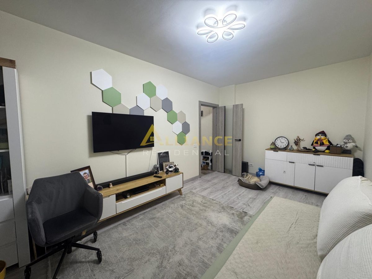 Metrou Leonida Ap 3 cam 75 mp et 3 - 