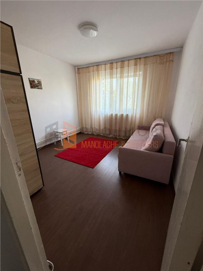 Apartament 2 camere cf 1 semidecomandat zona Crang - foto 2