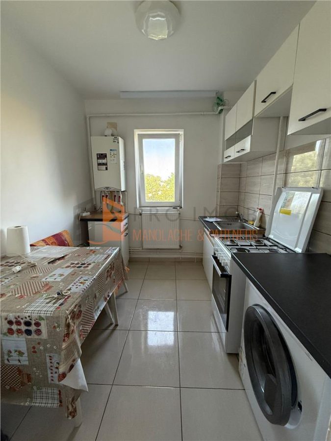 Apartament 2 camere cf 1 semidecomandat zona Crang - foto 3