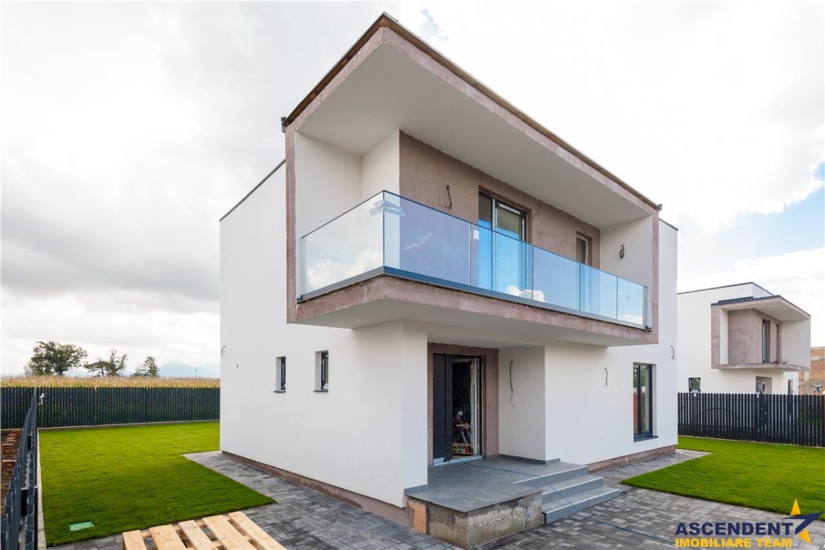 Imobil aparte, arhitectura deosebita, conditii avantajoase, Sanpetru - foto 15