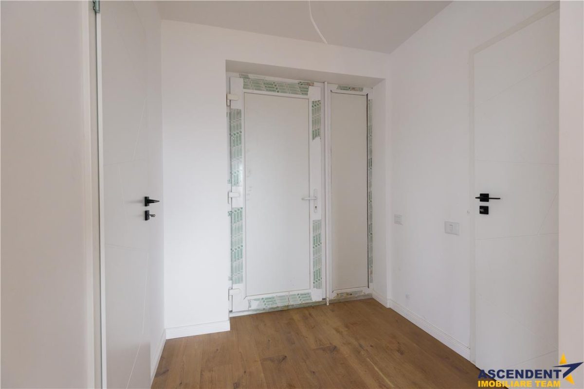 Imobil aparte, arhitectura deosebita, conditii avantajoase, Sanpetru - foto 4