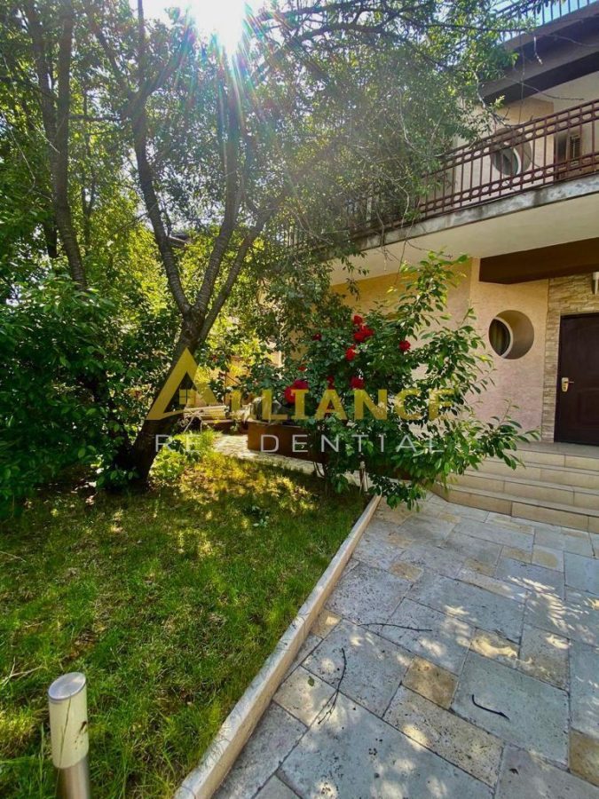 Berceni-Vila 7 Camere-Gata de Mutare - foto 3