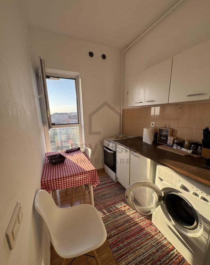 Garsoniera | Titan | Rasarit de Soare | Etaj superior | Sector 3 - foto 2