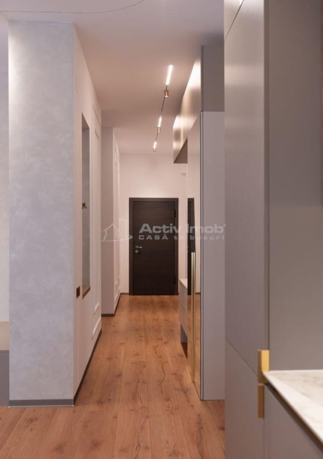 Penthouse 4 camere - Tunari - 250mp - terasa 85mp - 3 bai - foto 15