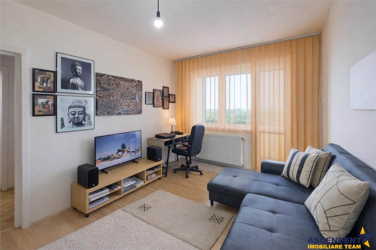 Panorama spectaculoasa:apartament 2 camere+garaj,Aleea Carpati,Targu Mures - foto 2