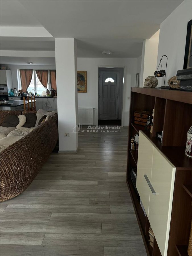 Casa moderna - Buftea - 5 camere - 3 bai - 180mp - 500mp teren - foto 3