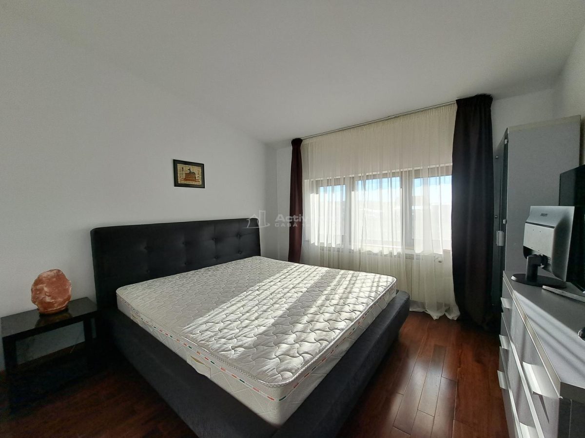 Casa cu piscina - Buftea - 8 camere - 4 bai - 620mp - 2500mp teren - foto 12