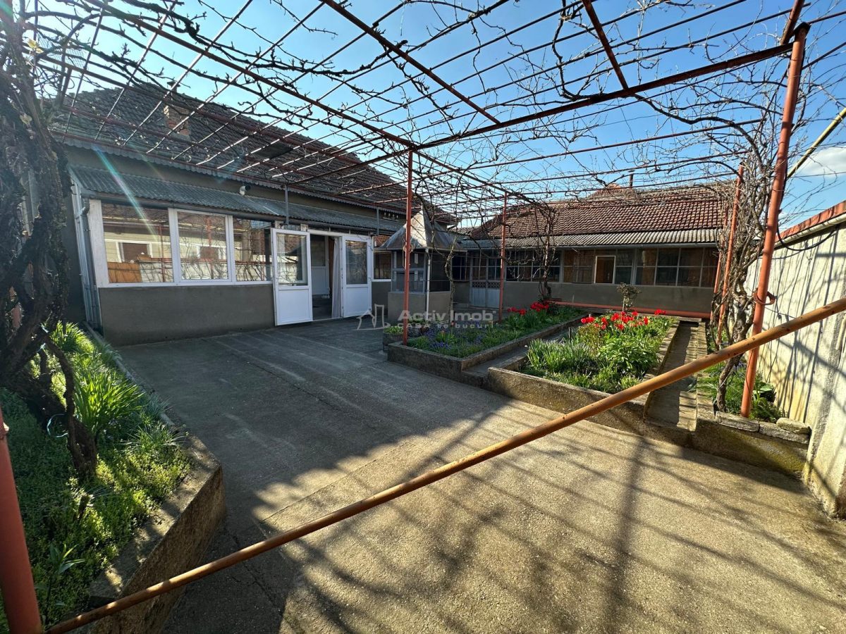 BOCSA Romana, Casa Cocheta cu Gradina - foto 3