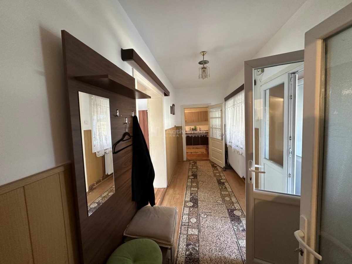 BOCSA Romana, Casa Cocheta cu Gradina - foto 5