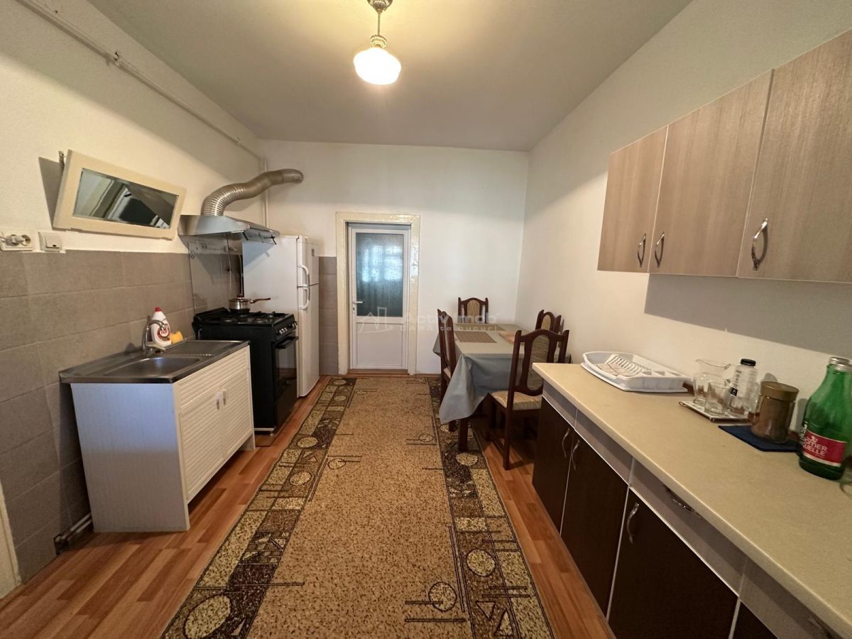 BOCSA Romana, Casa Cocheta cu Gradina - foto 7