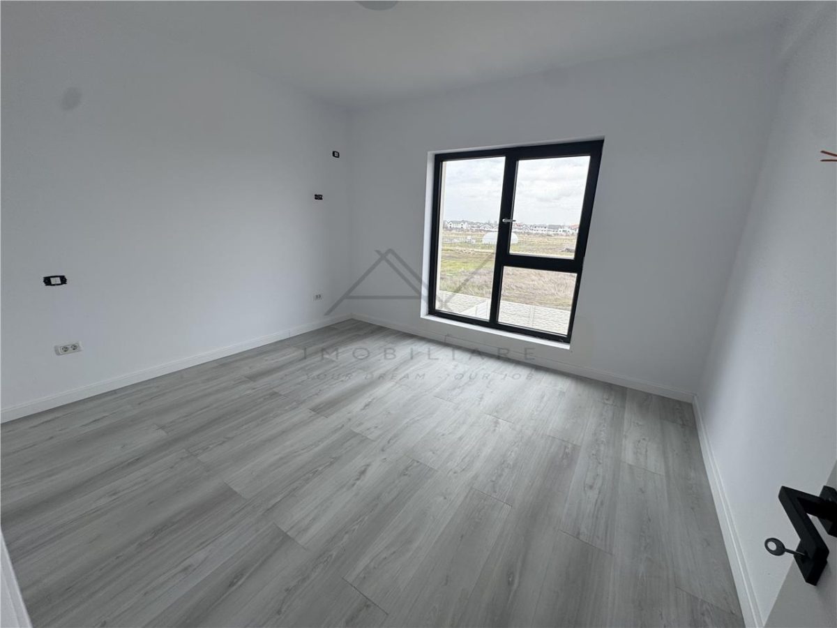 VILA DE VANZARE DOMNESTI LA CHEIE 4 CAMERE - TEREN- PANOURI FOTOVOLTAICE - foto 16