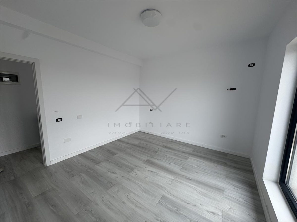 VILA DE VANZARE DOMNESTI LA CHEIE 4 CAMERE - TEREN- PANOURI FOTOVOLTAICE - foto 7