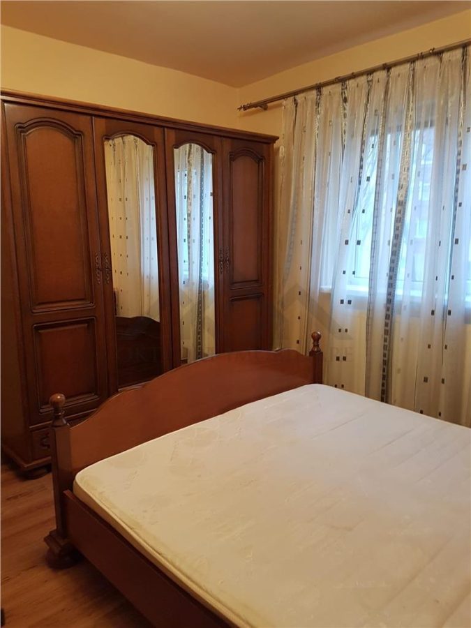 Apartament 2 camere, decomandat, centrala proprie , zona Lipovei - foto 5
