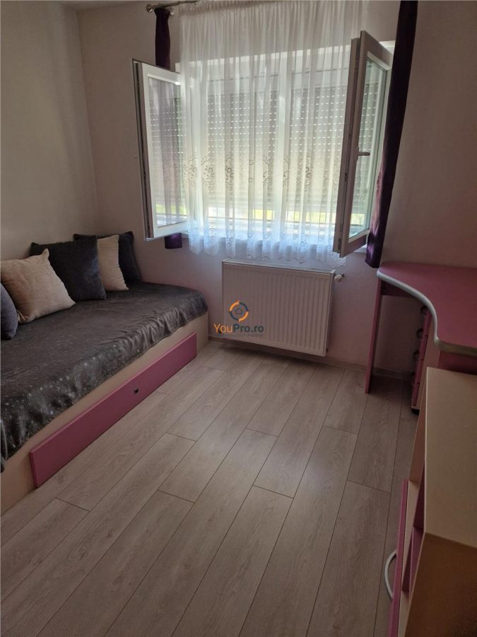 Dambovita 3 camere Decomandat etaj 4 - foto 15