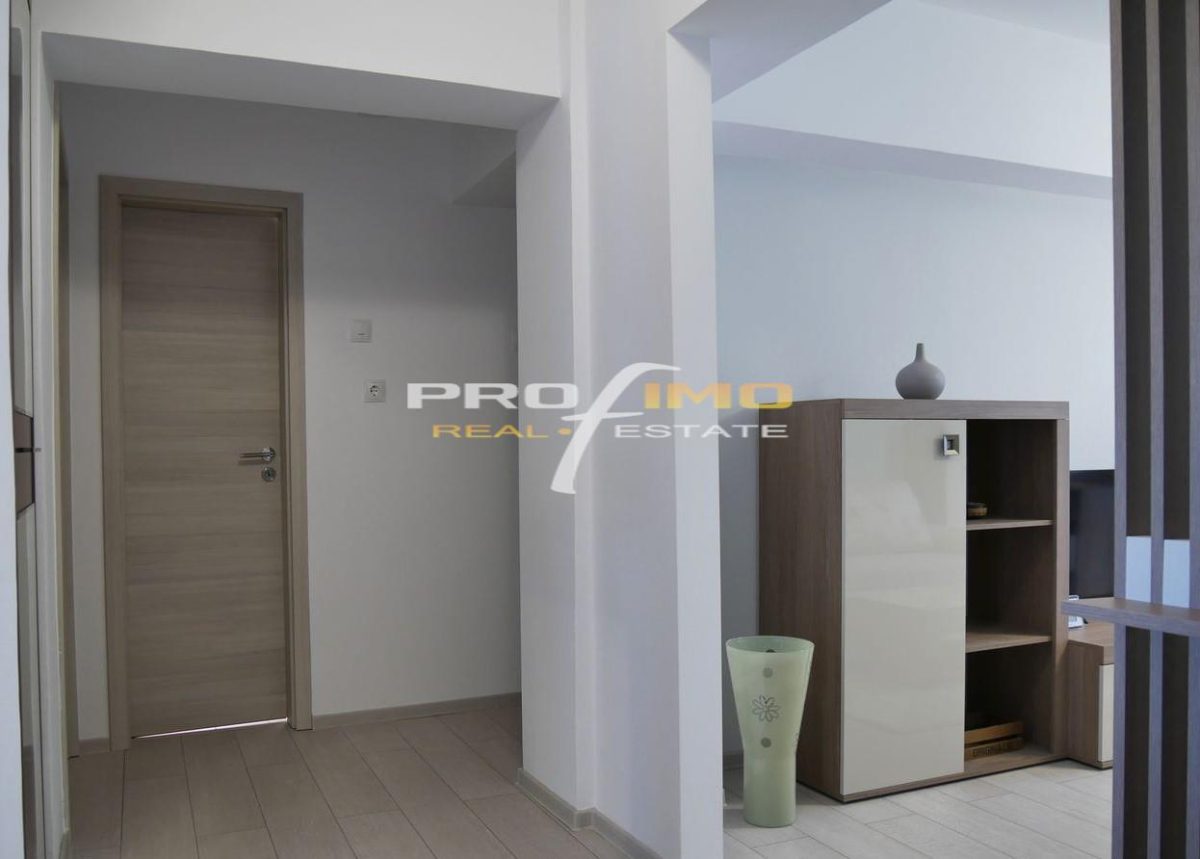 Tomis 3, apartament 3 camere decomandat, 2 bai, renovat, mobilat modern - foto 12