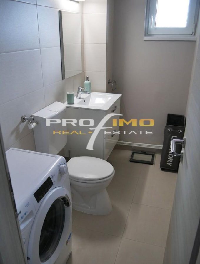 Tomis 3, apartament 3 camere decomandat, 2 bai, renovat, mobilat modern - foto 6