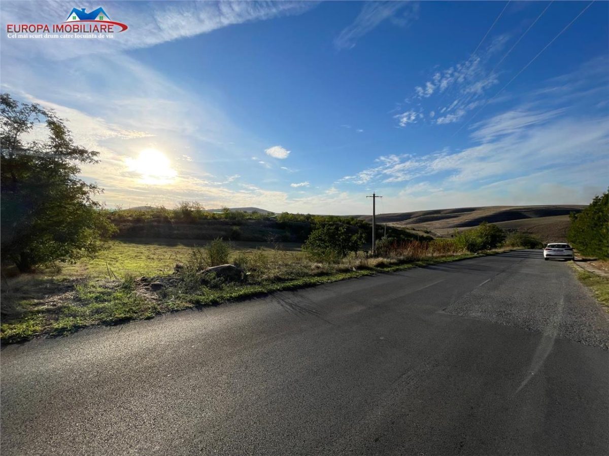 Teren de vanzare in localitatea Somova- judetul Tulcea - foto 9