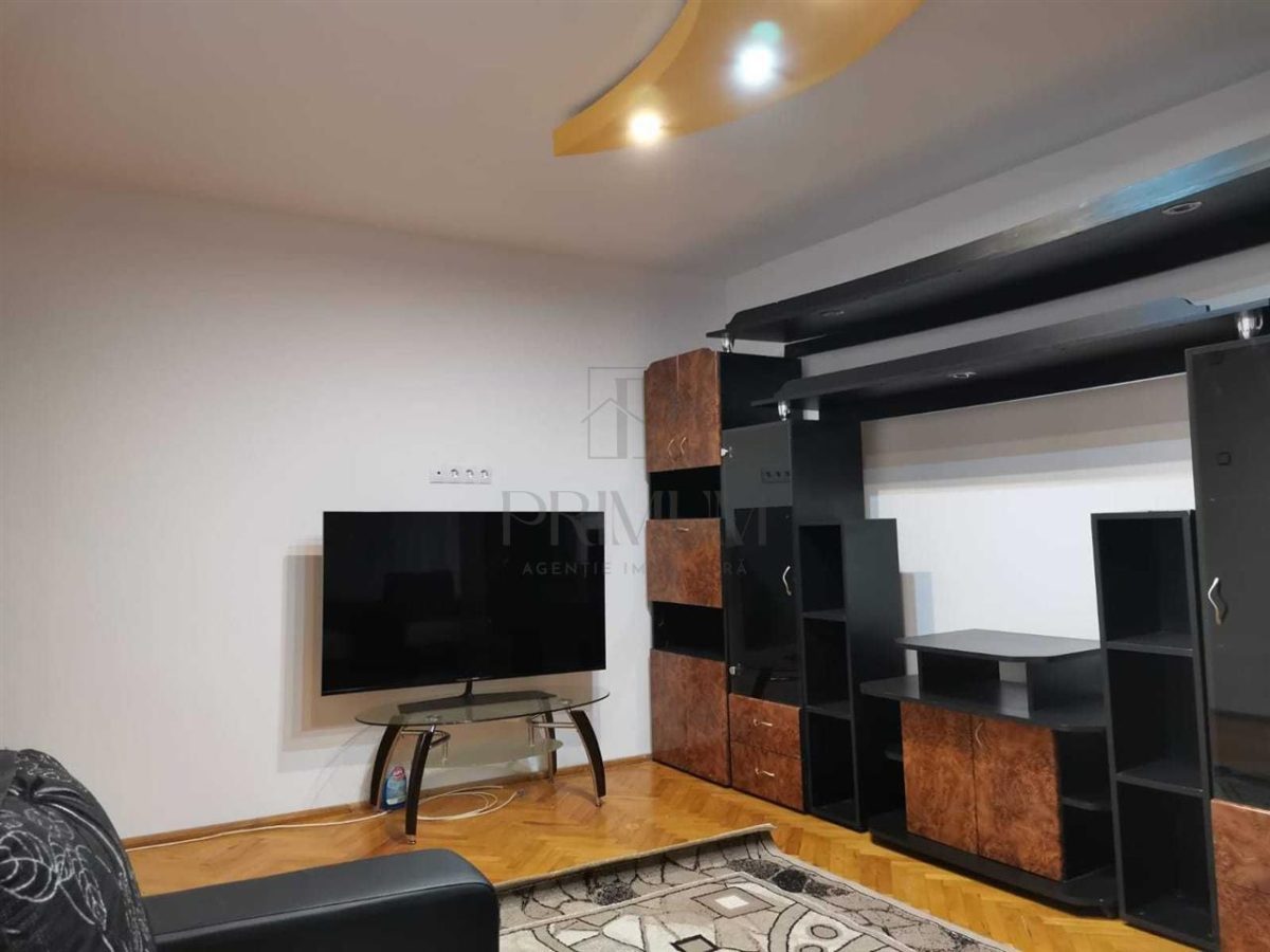 BUCOVINA - 2 CAM - CENTRALA PROPRIE - DECOMANDAT - 2 BALCOANE - foto 3