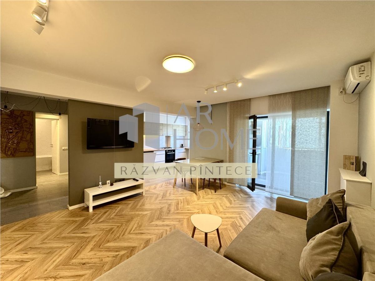 Inchiriere apartament 3 camere de lux, renovat complet, ultracentral, Ploiesti - foto 3