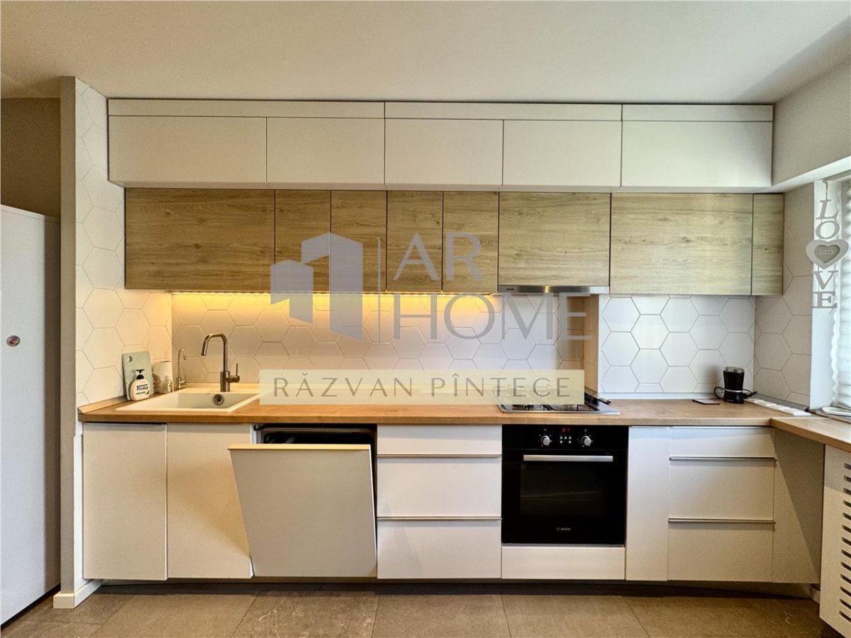 Inchiriere apartament 3 camere de lux, renovat complet, ultracentral, Ploiesti - foto 5