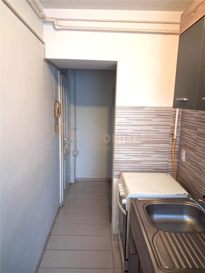 Apartament 2 camere, zona Center - foto 2