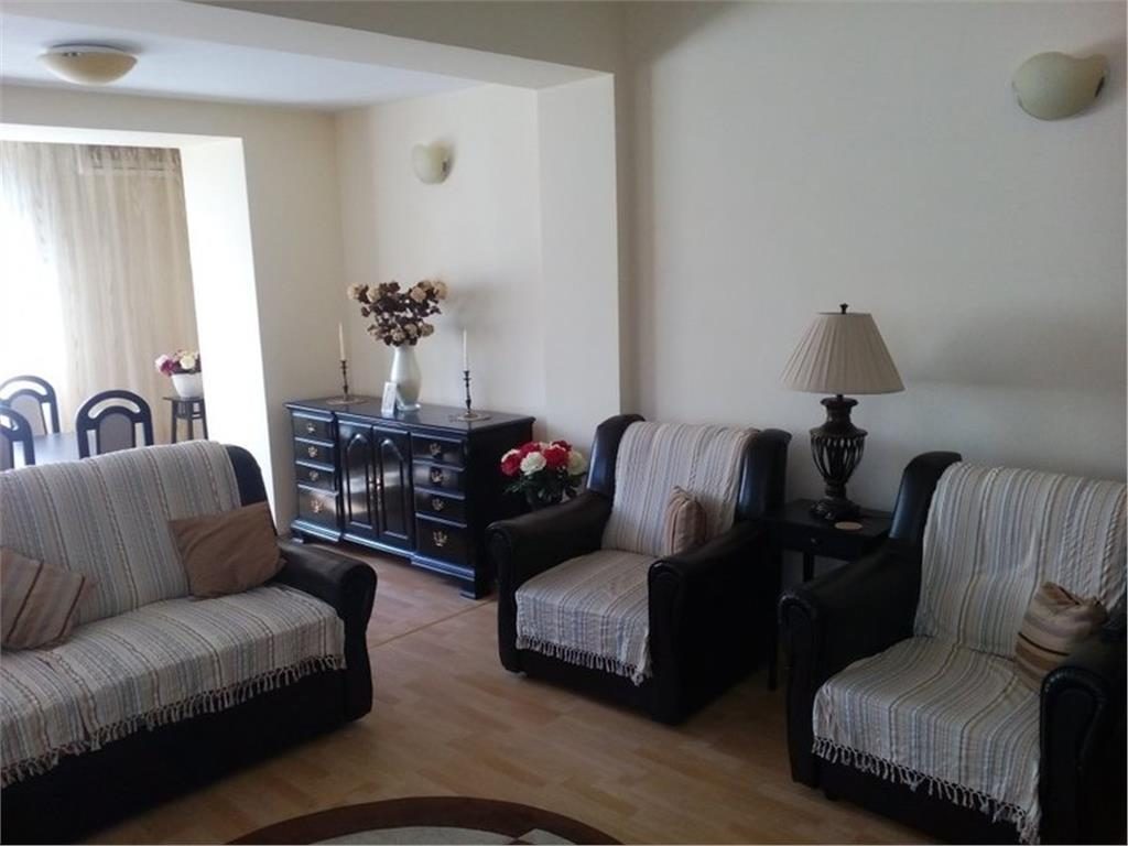 Vanzare vila 6 camere Jiului - foto 2