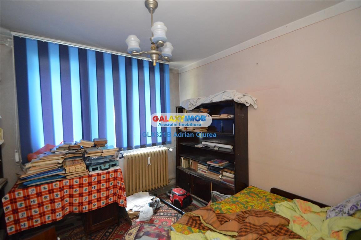 Rahova | Alexandriei | Antiaeriana | Scoala Nr. 131 | Balcon - foto 10