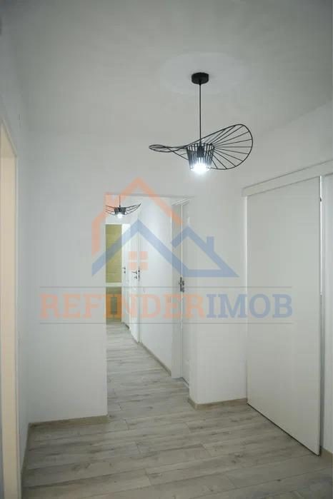 3 camere Sebastian, centrala termica, total renovat - 