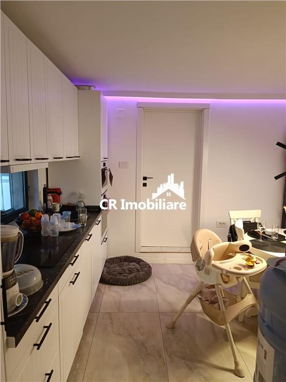 Casa renovata la cheie Eroii Revolutiei - foto 13