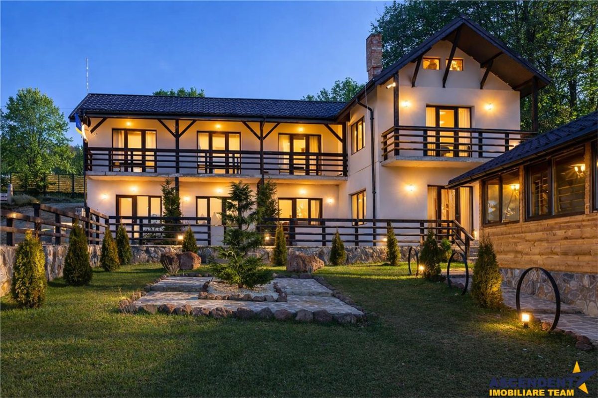 Distincta resedinta/ pensiune,A Class,1.100 mp teren,prestigiu vizual,Bran,Brasov - 