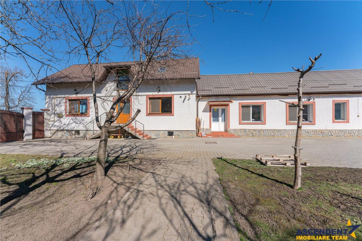 Sediu firma/ rezidential, pe domeniu de 2.240 mp teren,Central, Halchiu, Brasov - foto 11