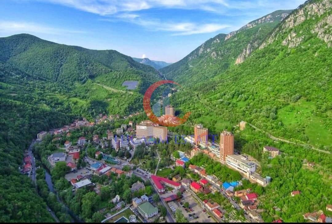 Teren, Baile Herculane - Orsova, deschidere de 80ml, pe E70 - 