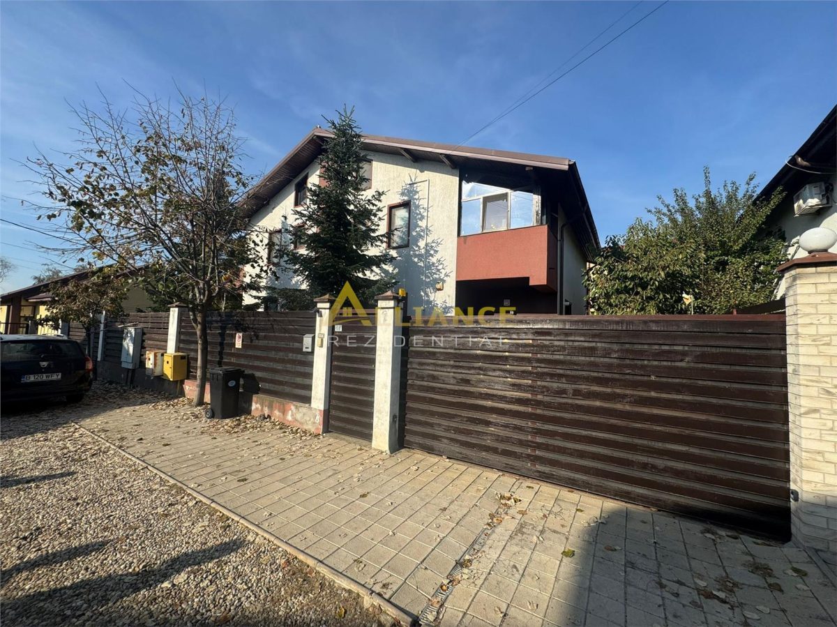 Casa tip duplex - 4 camere 2 bai - teren 200mp - 