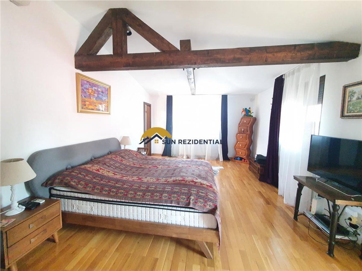 Vila la cheie, cocheta, mobilata-utilata, gradina amenajata - foto 19