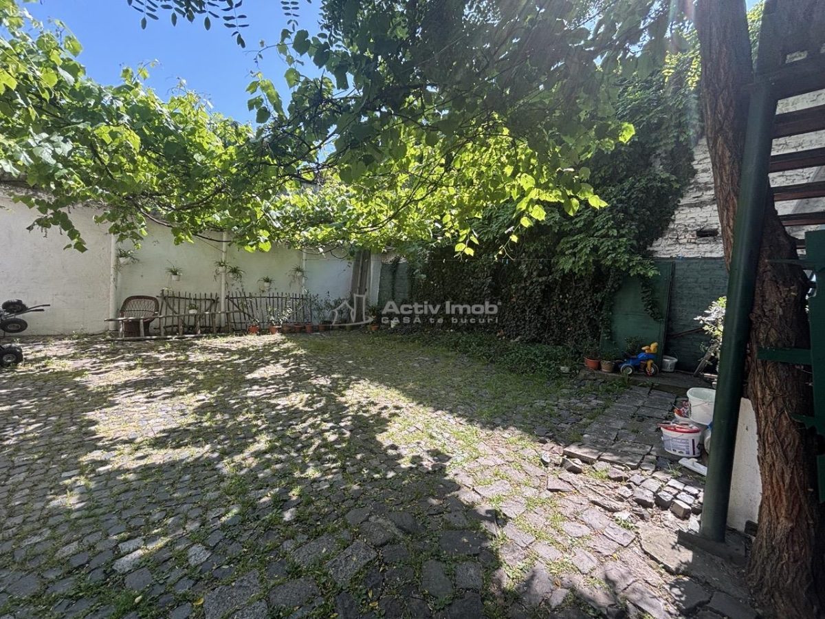 Cladire cu Arhitectura Traditionala - 691 mp - Ultracentral Oradea - foto 6