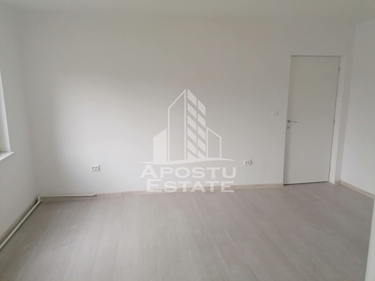 Apartament semidecomandat, renovat,2 camere,parter,Bulevardul Cetatii - foto 3