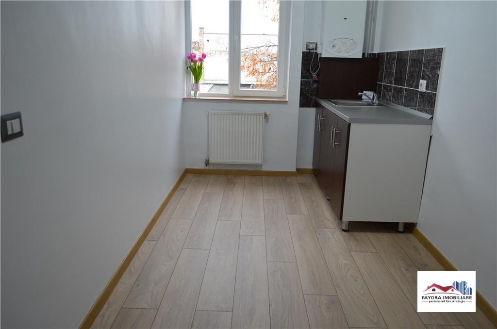 Spatiu pentru Birouri 2 Camere de Inchiriat Zona Ultracentrala - foto 5