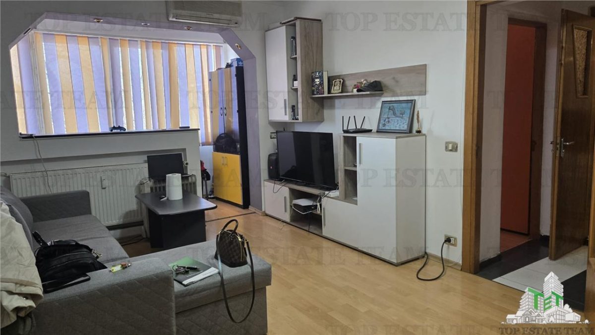 Apartament luminos de vanzare cu 2 camere in zona Crangasi- disponibil imediat - Bucuresti