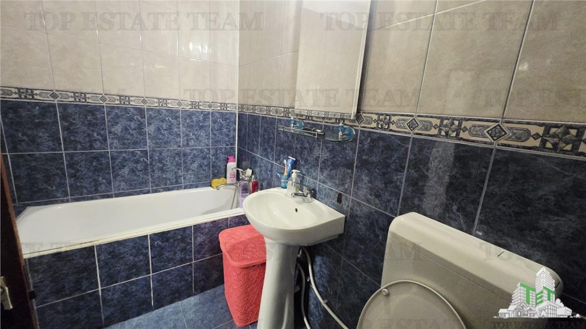 Casa cu 5 camere si 2 bai in zona Giulesti- sector 1, disponibila imediat - foto 12