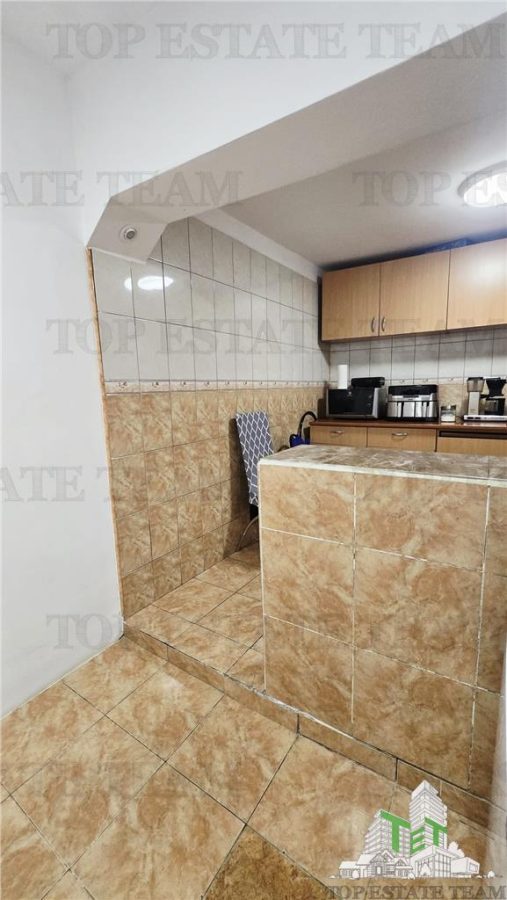 Casa cu 5 camere si 2 bai in zona Giulesti- sector 1, disponibila imediat - foto 13
