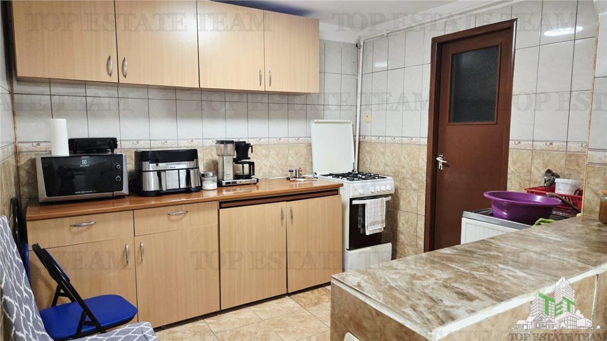 Casa cu 5 camere si 2 bai in zona Giulesti- sector 1, disponibila imediat - foto 17