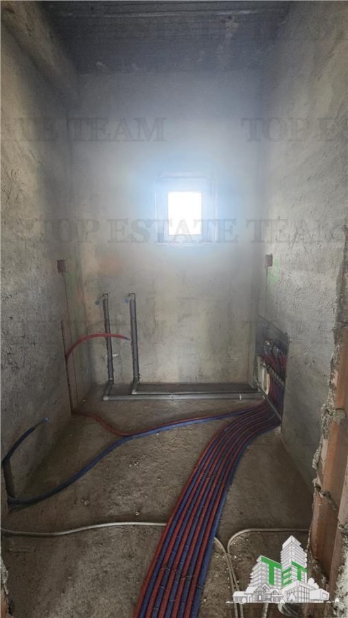 Spatiu comercial 120mp de inchiriat in centru Domnesti - foto 7