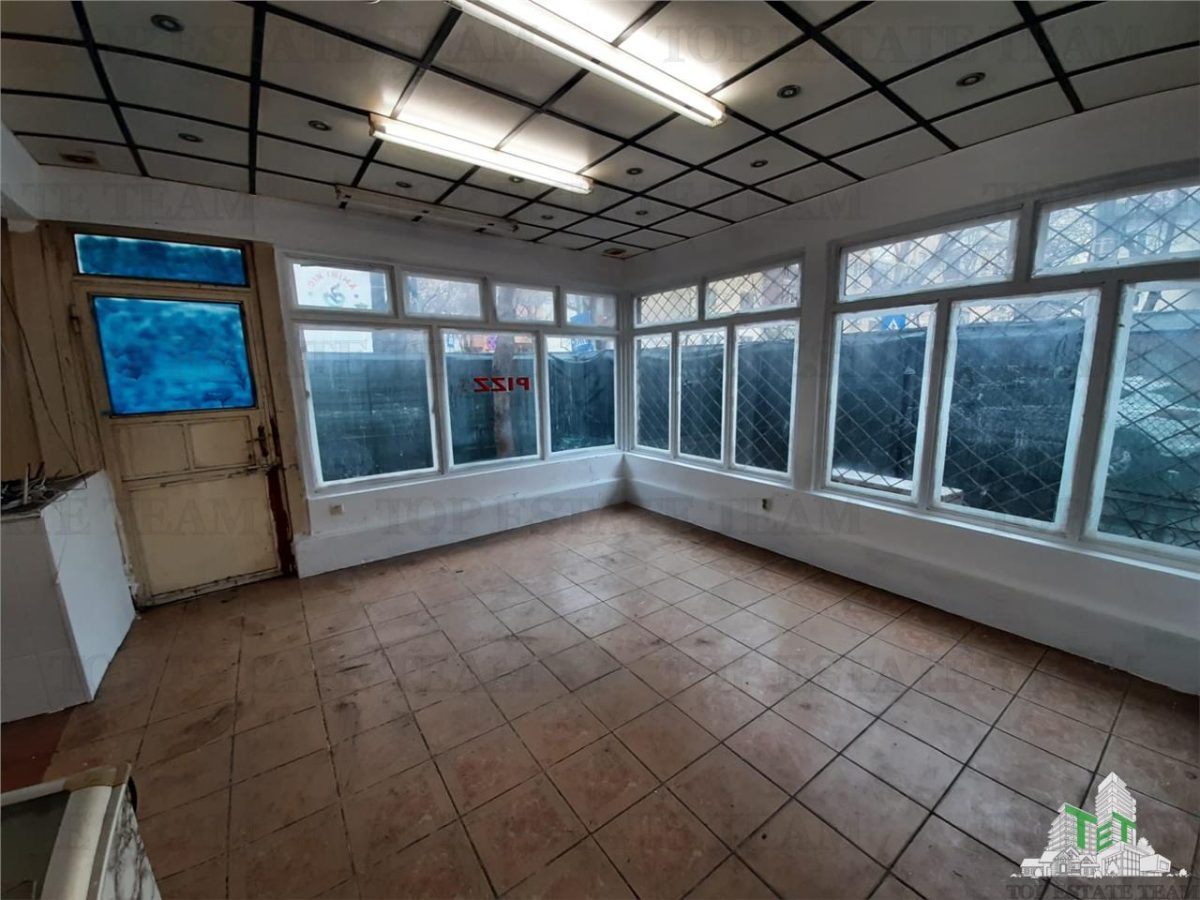 Spatiu comercial cu teren si 2 locuri de parcare in zona Sebastian-Dunavat - foto 11