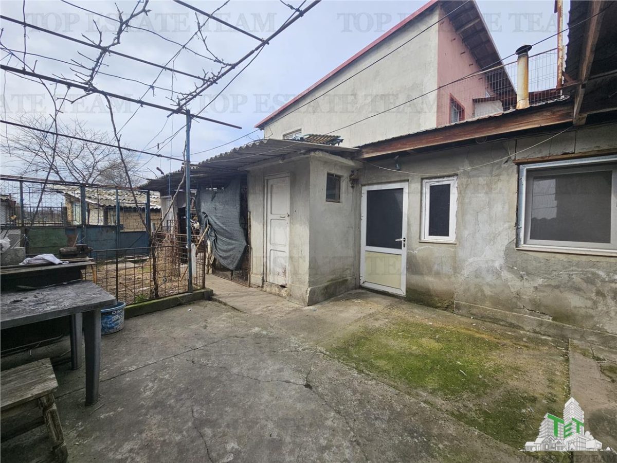 Casa 4 camere plus anexe zona gara Medgidia, Constanta - foto 13