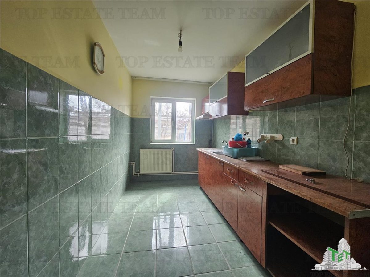 Casa 4 camere plus anexe zona gara Medgidia, Constanta - foto 3