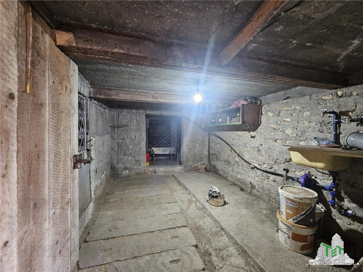 Casa 4 camere plus anexe zona gara Medgidia, Constanta - foto 24