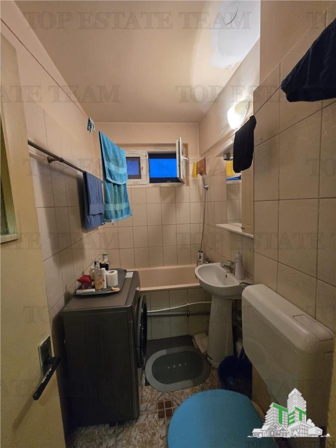 Apartament 3 camere metrou  Favorit - foto 12