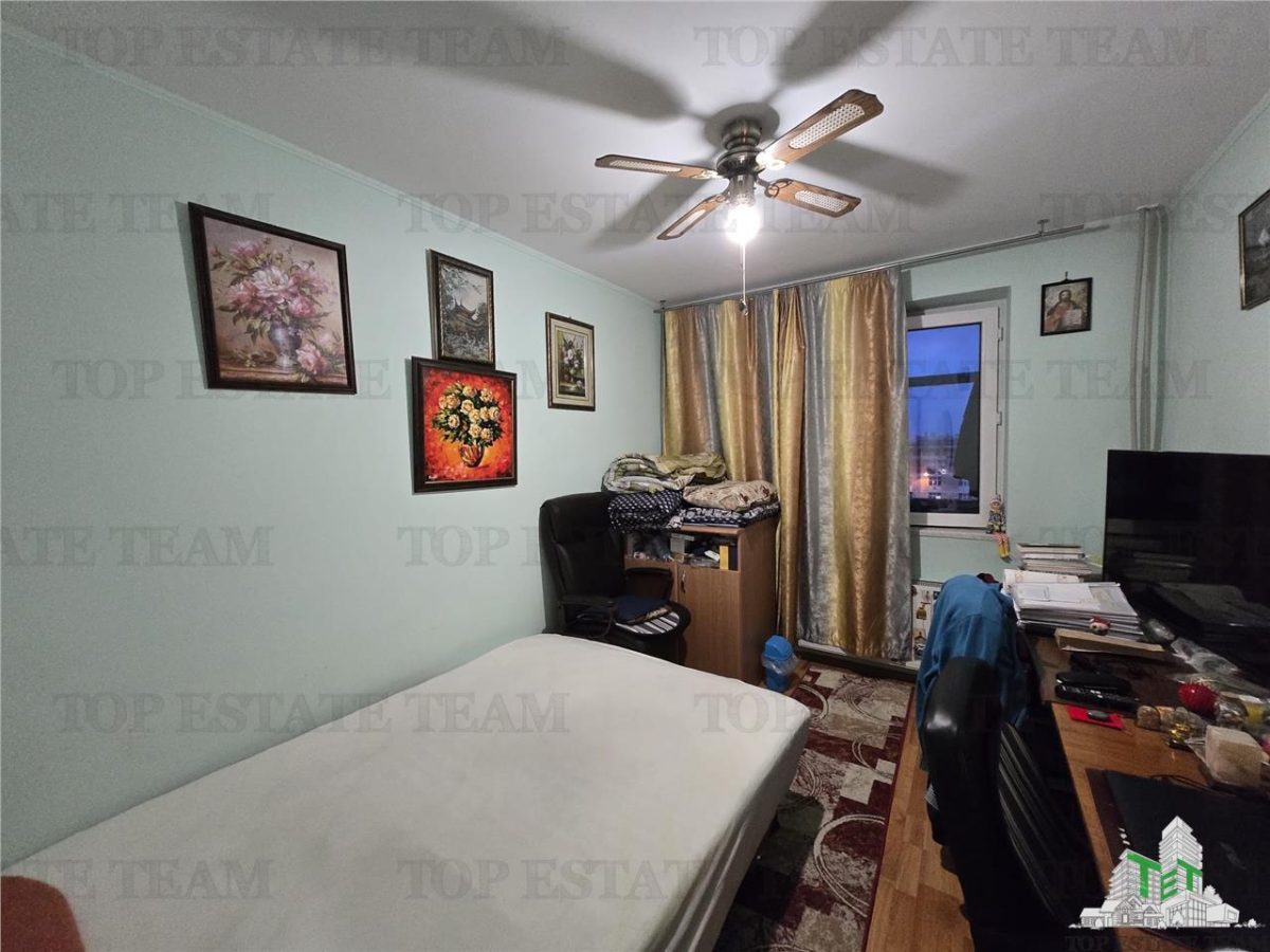 Apartament 3 camere metrou  Favorit - foto 7