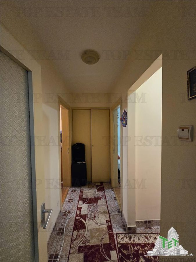 Apartament 3 camere metrou  Favorit - foto 8