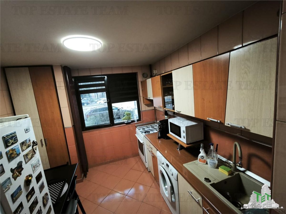 Apartament de vanzare 3 camere amenajat cu gust in zona Giulesti - foto 10